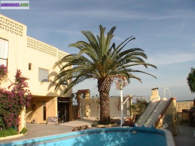 Loue appart studio dans villa face a la mer espagne almenara 12590