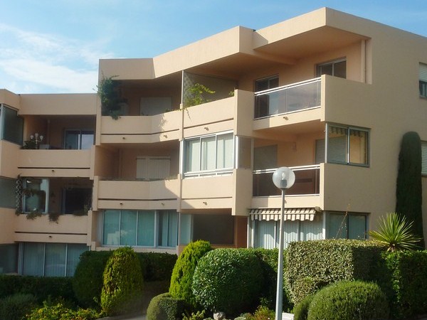 Studio et parking privé