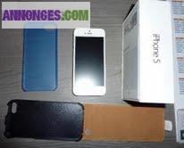 Iphone 5 blanc 16 gb + accessoires