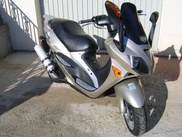 Moto scooter