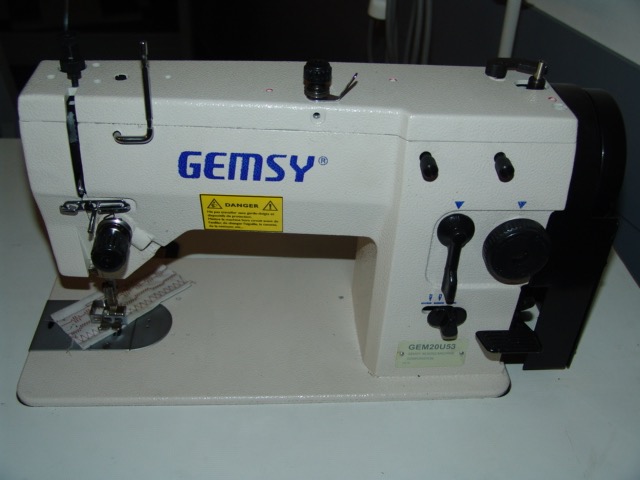 Vends machine à coudre industrielle