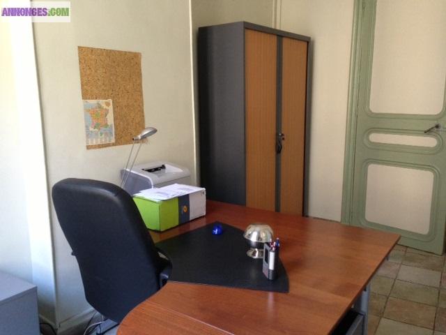 Bureau équipé, tarif tout compris, Marseille VieuxPort