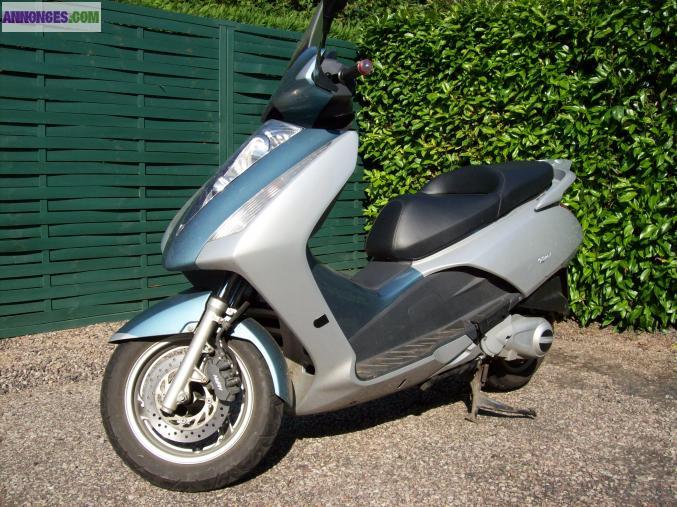 SCOOTER 125