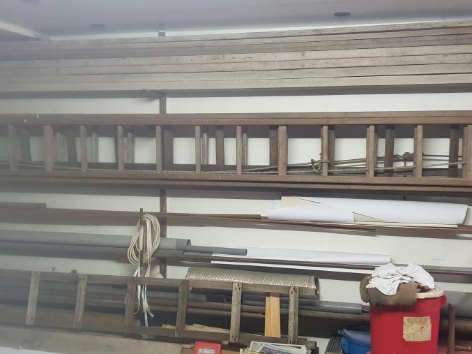 Echelle double Echelle plate+ fournitures diverses