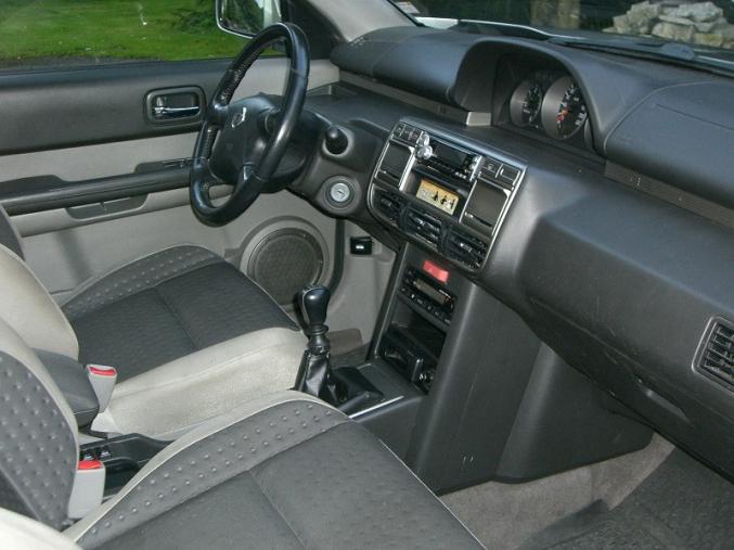 Nissan X-Trail T30 2002