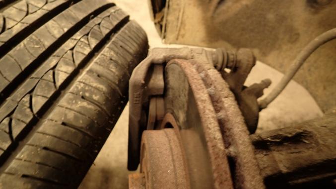 MODUS NON FUMEUR et 4 ROUES COMPLÈTES HIVER : 3 000 € avec cata. neuf