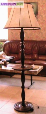 Lampadaire en bois