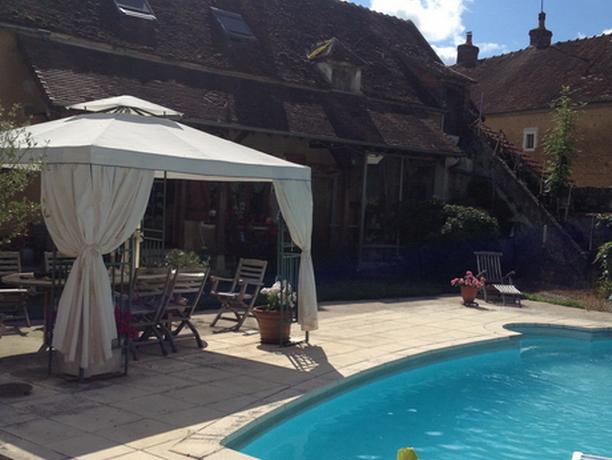 Carisey - Maison Bourguignone avec piscine