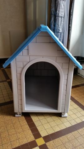 Niche pour chien de taille moyenne