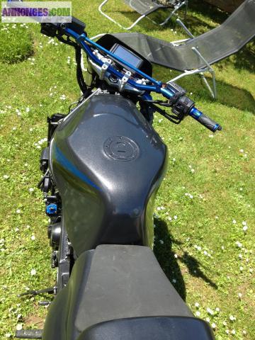 Yamaha FZR 1000 genesis