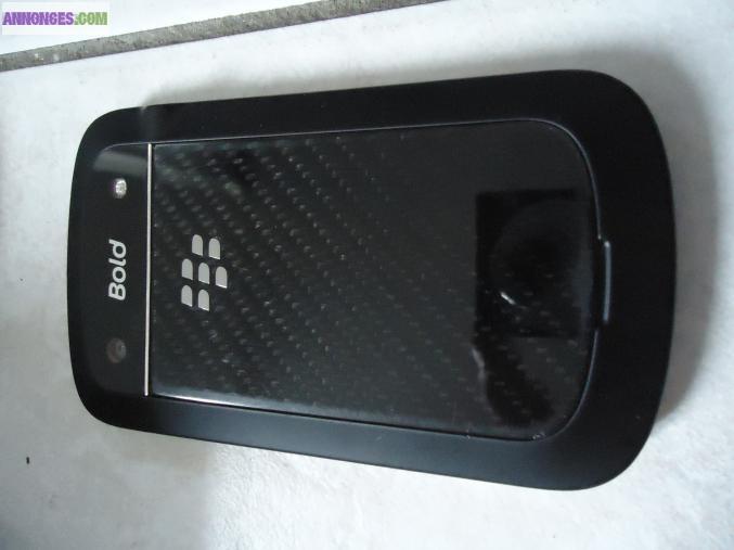 BlackBerry BOLD 9900