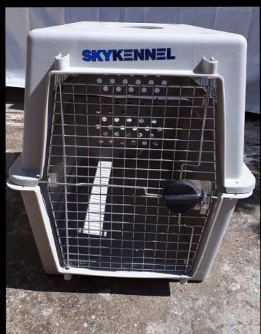 Vends CAGE TRANSPORT AVION VARI SKY KENNEL