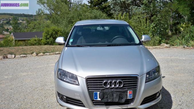 AUDI A3 SPORTBACK 1,6 L 105 CV