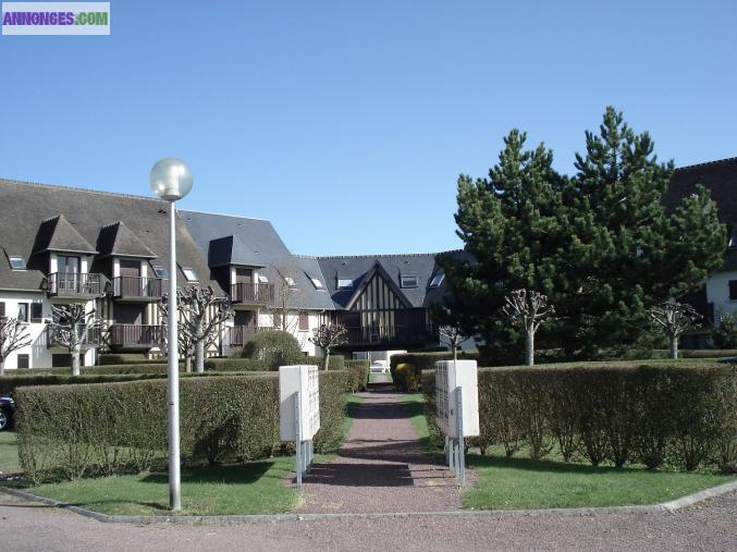Apt - Location de Vacances à CABOURG - NORMANDIE