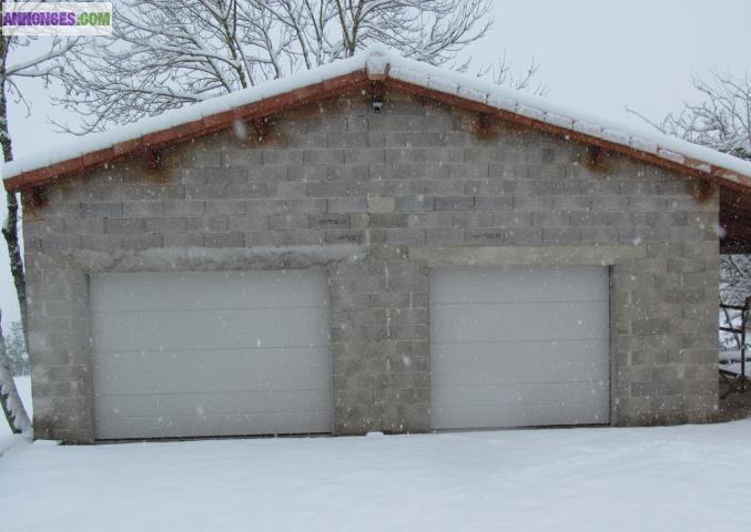 Porte de garage sectionnelle colorie blanc