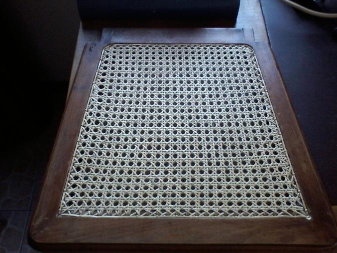 Chaisse cannage réparation