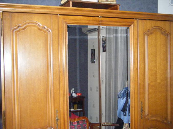 VENDS CHAMBRE A COUCHER ANCIENNE