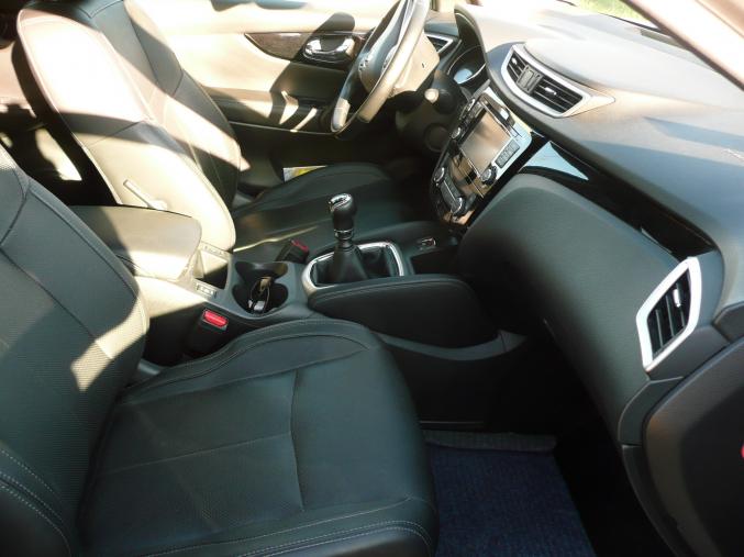 NISSAN QASHQAI TEKNA