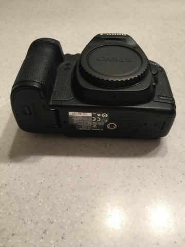 Canon EOS 5D MarkII très bon état