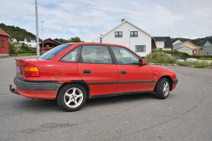 Opel Astra 1,8i Sportive