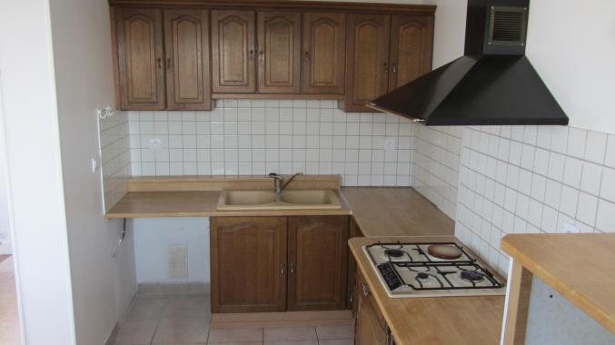 APPARTEMENT F3/4   A  BEAUVAIS 