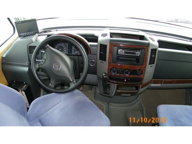 A DONNER CAMPING CAR MERCEDES INTEGRAL PILOTE