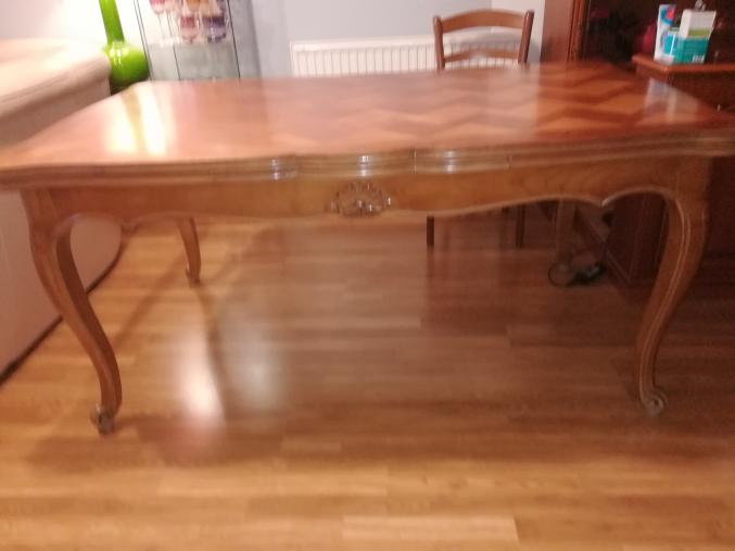 Table de salle à manger