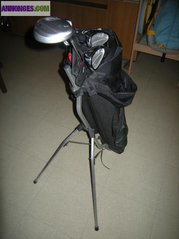 ENSEMBLE GOLF A SAISIR