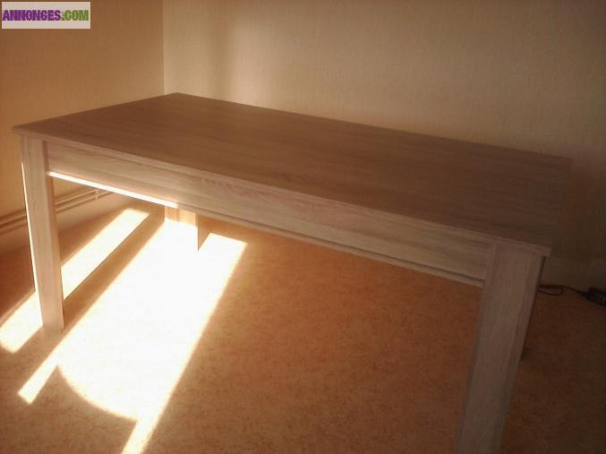 TABLE A MANGER 70/ 170