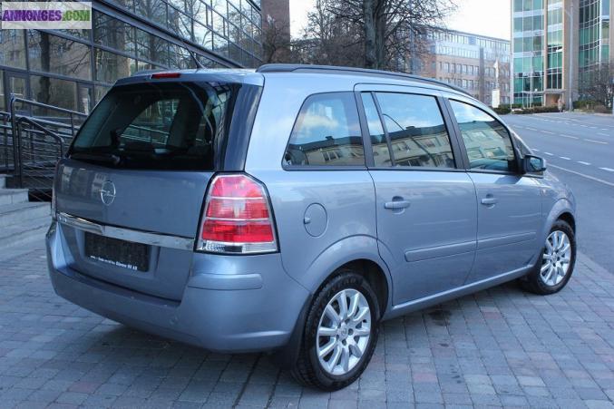 Opel Zafira ii 1.9 cdti 120 elegance