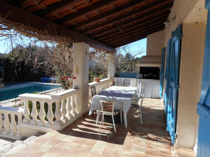 Maison 110m² piscine 1500m² de terrain