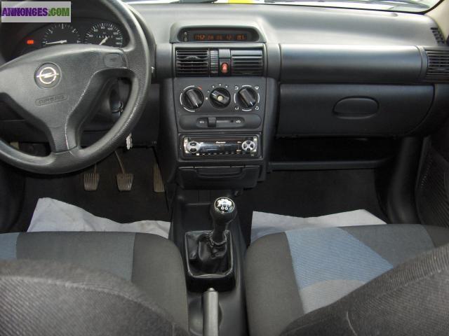 Opel Corsa II 1.7 D 3P