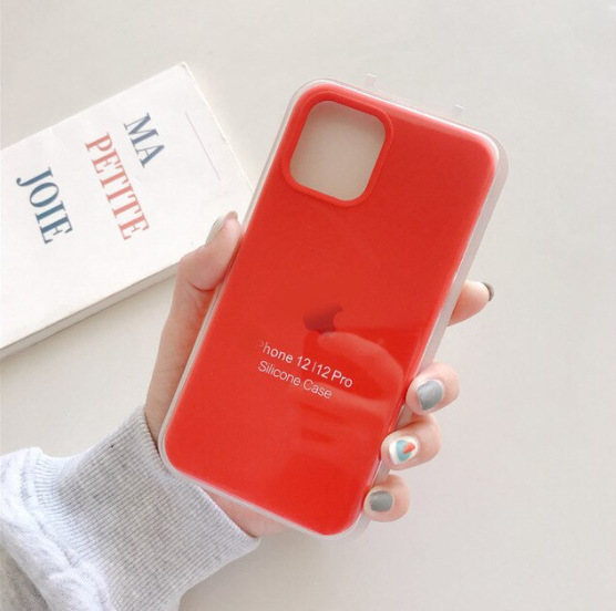 Coque iPhone 12 / 12 pro silicone avec logo