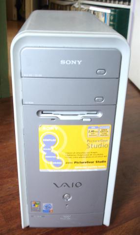 Pc tour sony vaio pentium 4 seven active + ecran ?