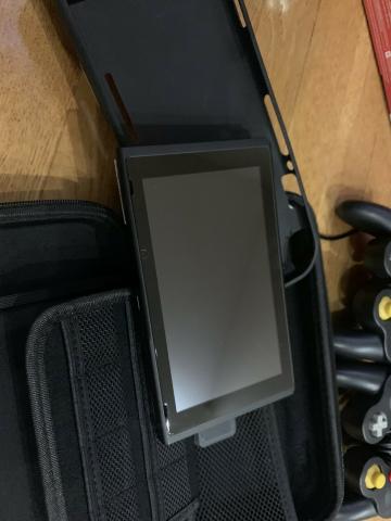 Nintendo Switch bleu-rouge