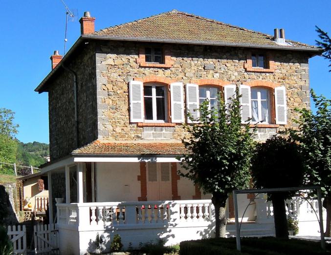 BEAUJOLAIS/LYON Maison de 2 à 8 pers Lac des Sapins