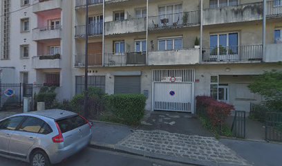 LOUE PLACE DE PARKING