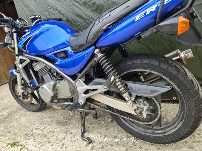 Vends Kawasaki ER-5 pour pièces