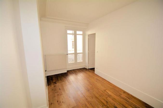 Recherche peintre batiment