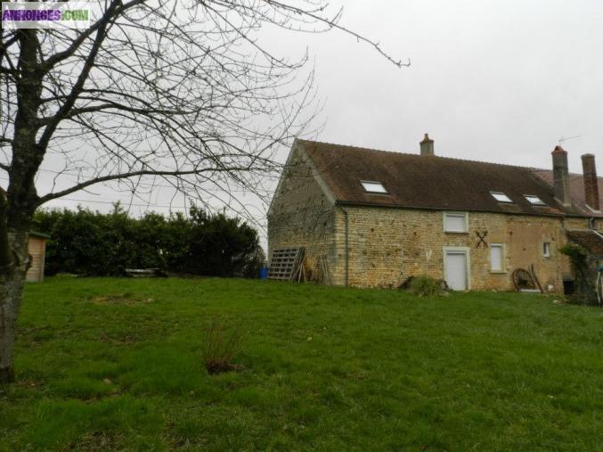 Belle maison en pierre de 205 m2 sur 3000m2 de terrain  arboré