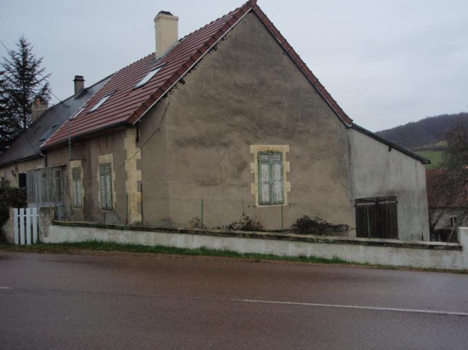 Maison avec jardin
