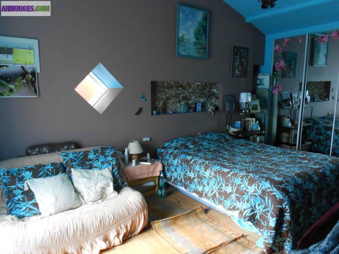 MAISON EN PIERRE 6 PIECES