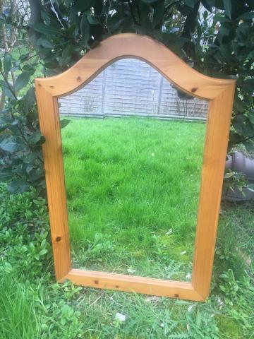Miroir en bois