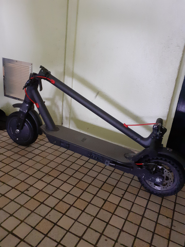 Trottinette Électrique pour Pièces