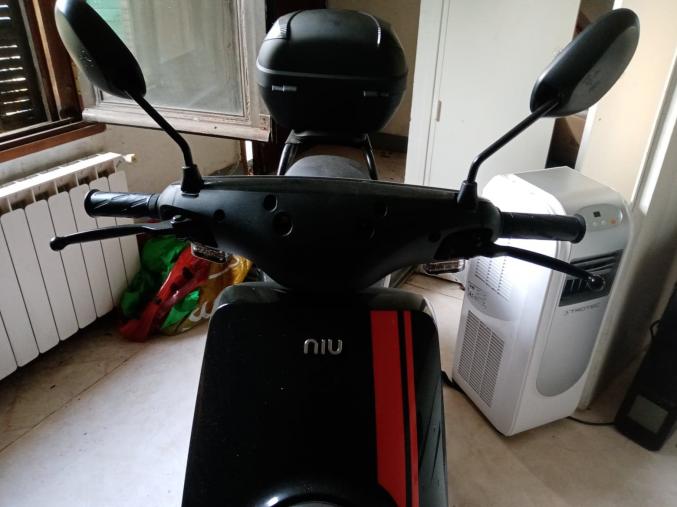 Scooter électrique deux places, NIU M+ Sport
