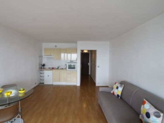 Location studio meublé 30 m2 à Saint-Guilhem-le-Désert