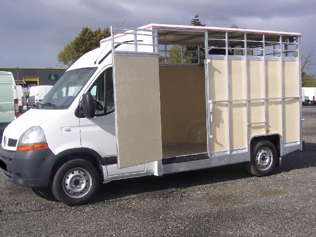 Bétaillère MASTER T35 DCI 120 CFT 