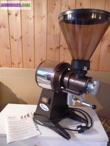 MOULIN A CAFE PROFESSIONNEL SANTOS