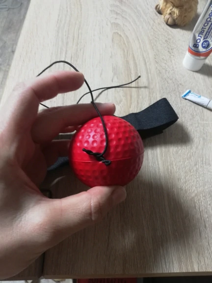 Fight ball, reflex ball, balle de boxe, matériel de sport de combat