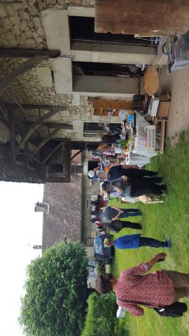 Vide-greniers 5 juillet 26 à IZIEU AIN à 10H